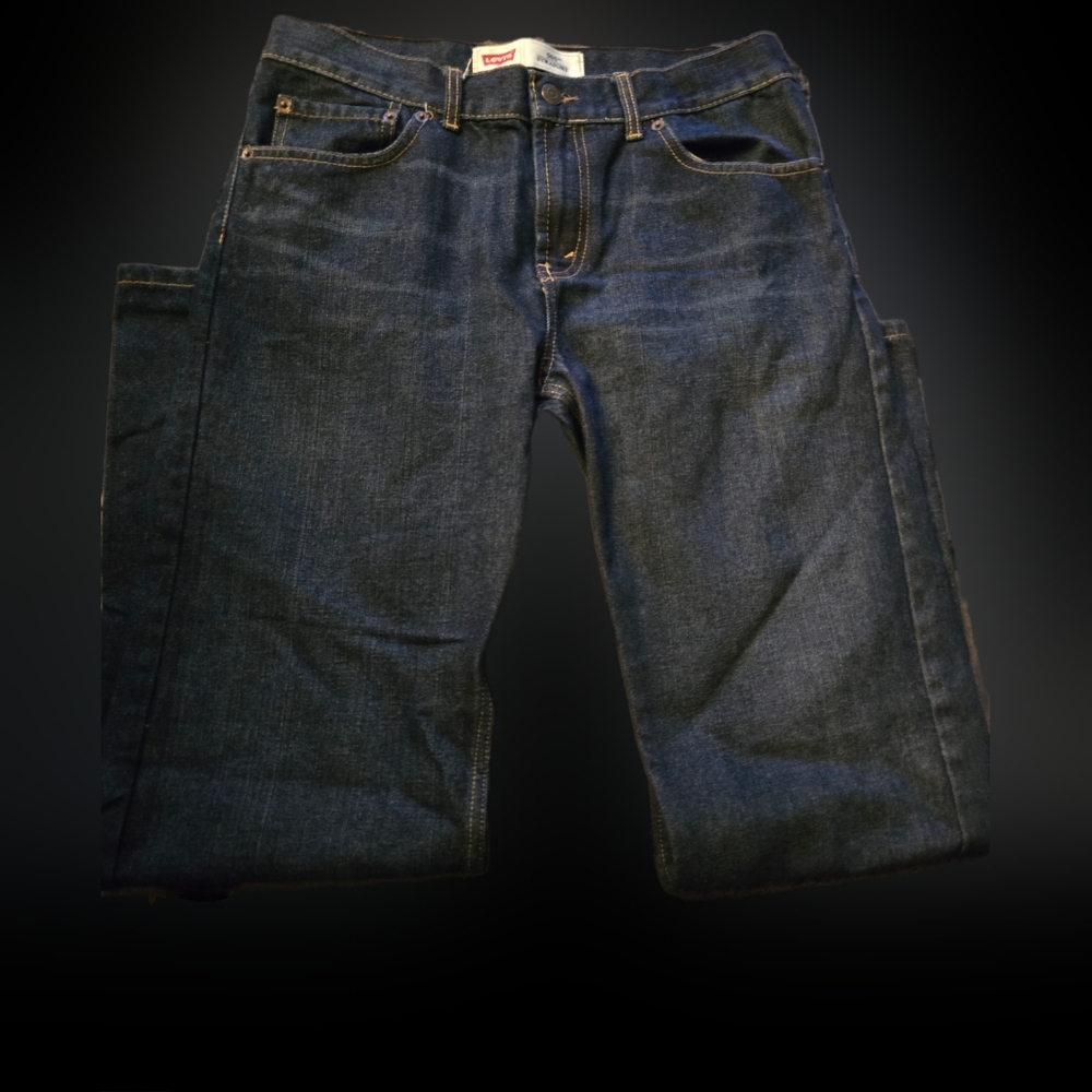 Men Levi's jeans